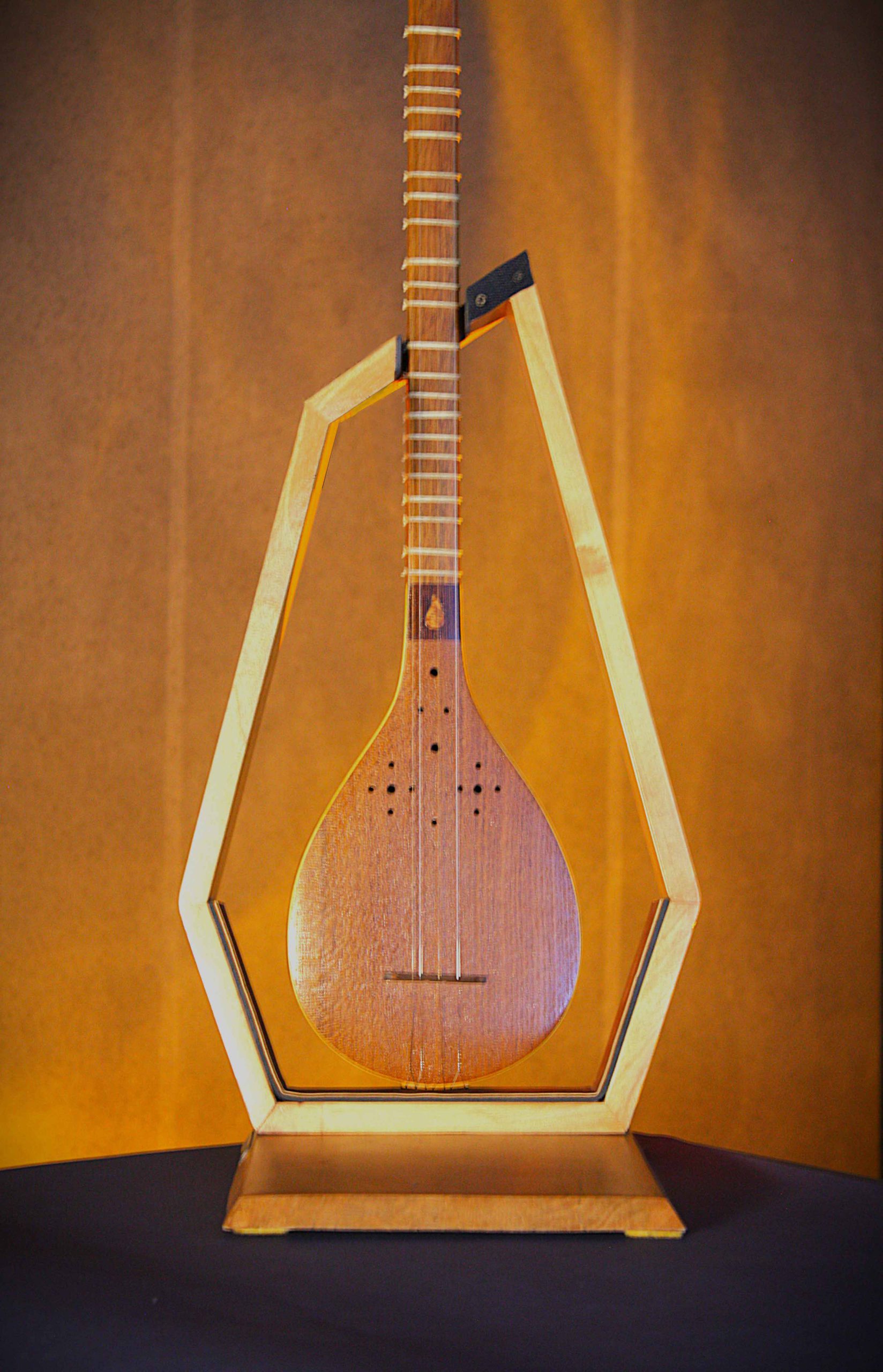 سه تار وحید صالحی مدل طرز خرید سه تار از سایت سه تار نواز