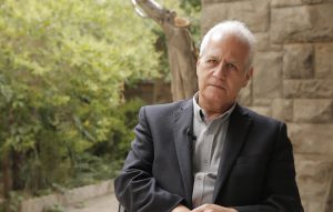 پیشگامان نوازندگی سه تار داریوش پیرنیاکان